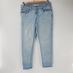 Levi Boyfriend Light Blue jeans Womens Size‎ 28 W28 L27